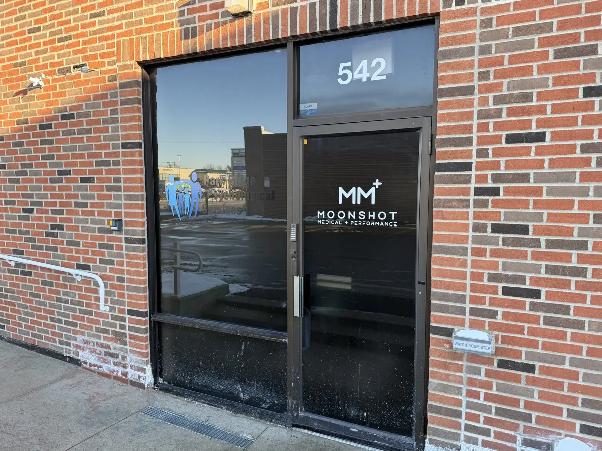 Moonshot Medical clinic exterior in Park Ridge, IL
